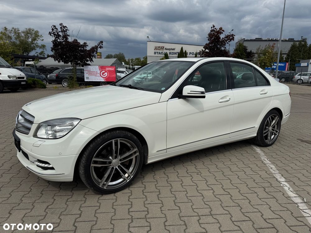 Mercedes-Benz Klasa C 300 T 7G-TRONIC Avantgarde - 6