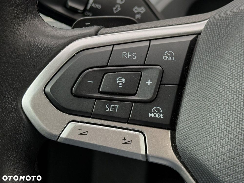 Volkswagen Passat 2.0 TDI SCR Style DSG - 20