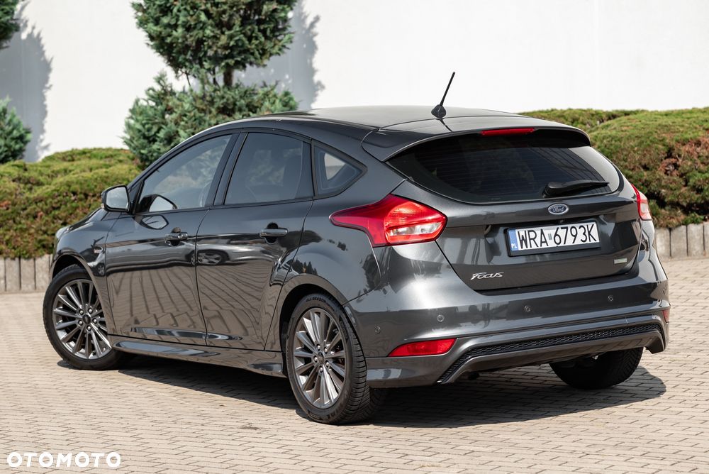 Ford Focus 1.0 EcoBoost Start-Stopp-System ST-Line - 9