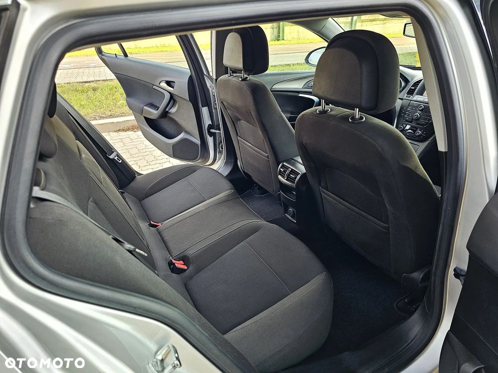 Opel Insignia - 8