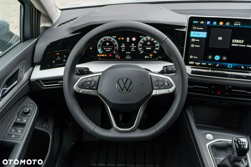 Volkswagen Golf - 18
