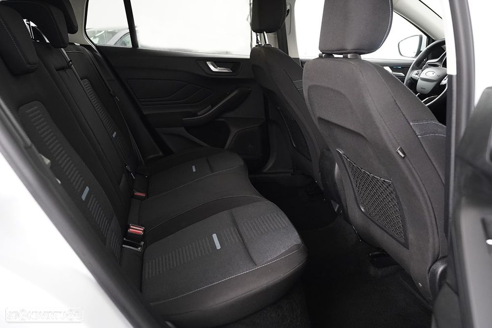 Ford Focus SW 1.0 EcoBoost Active Aut. - 22