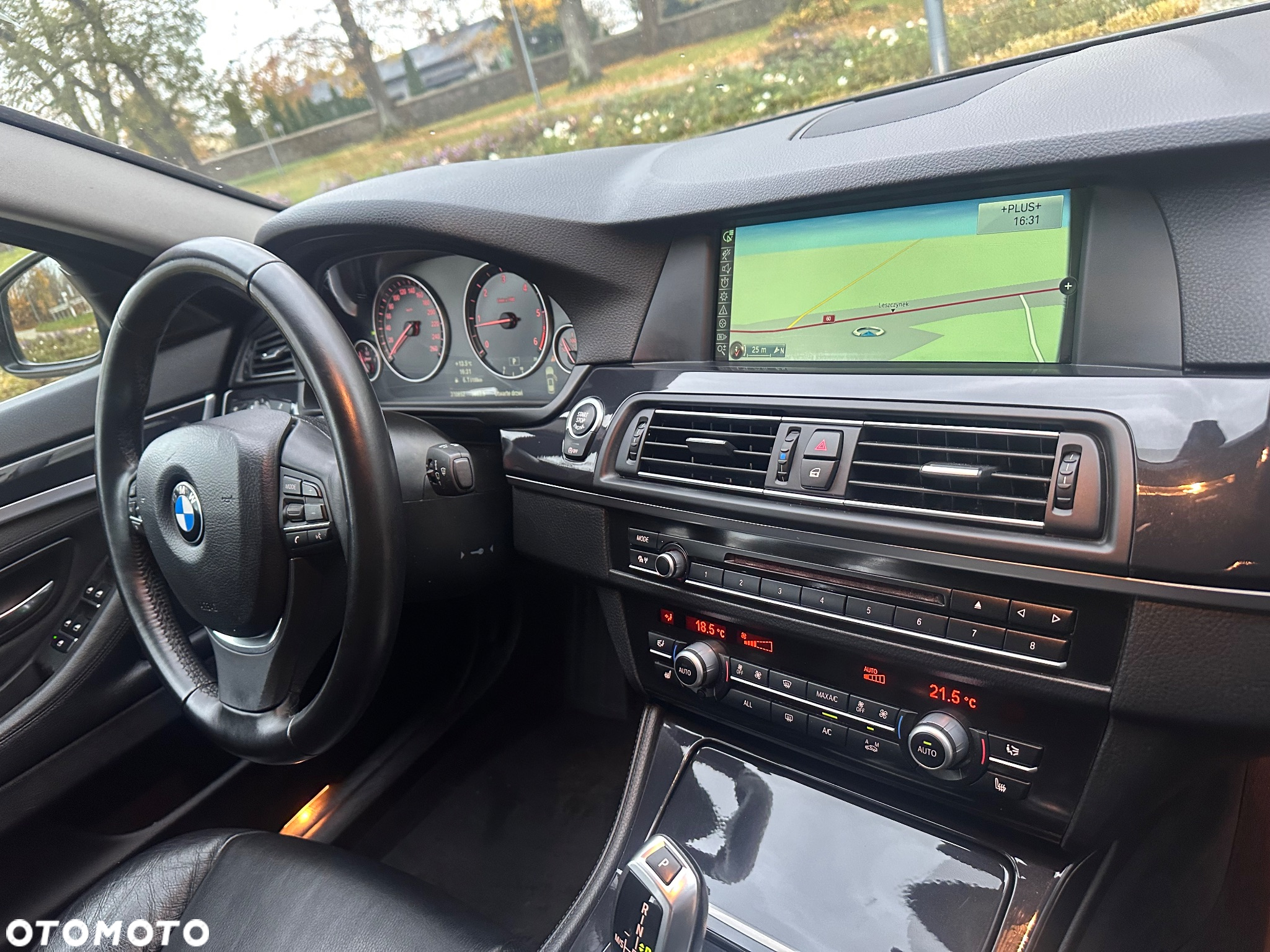 BMW Seria 5 520d Touring Modern Line - 36