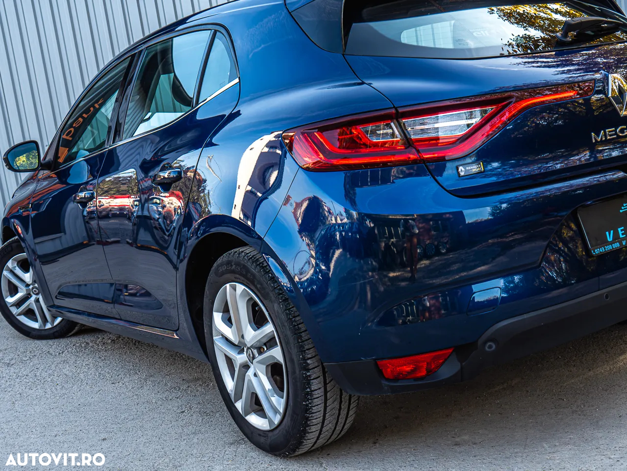 Renault Megane BLUE dCi 115 BUSINESS EDITION - 23
