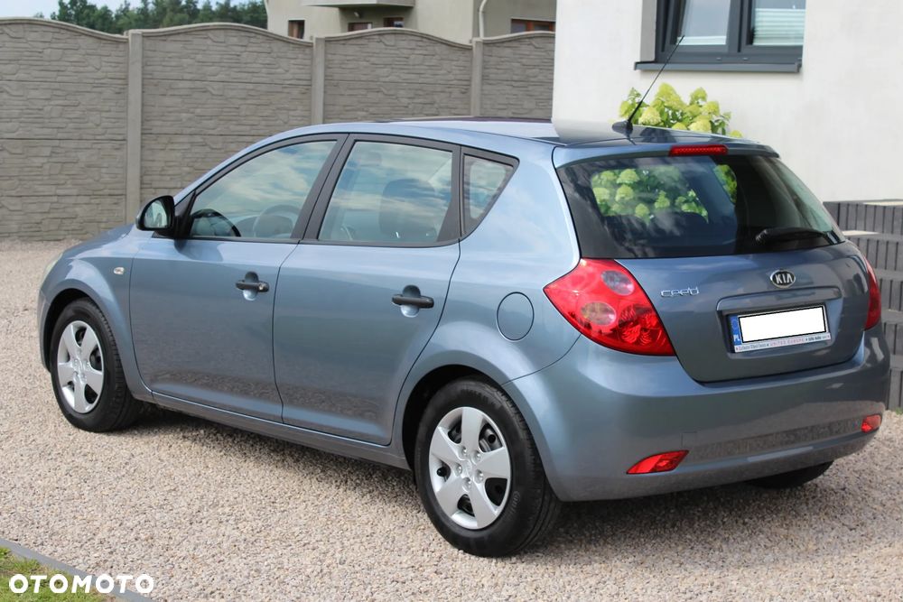 Kia Ceed 1.4 CVVT LX - 5