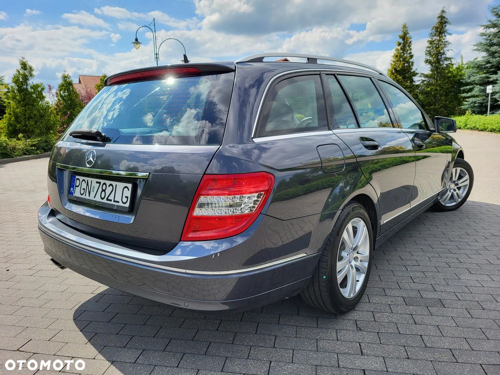 Mercedes-Benz Klasa C 180 Kompressor Automatik BlueEFFICIENCY Avantgarde - 2