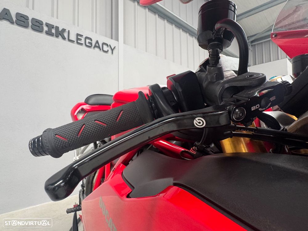 Ducati 999 - 4