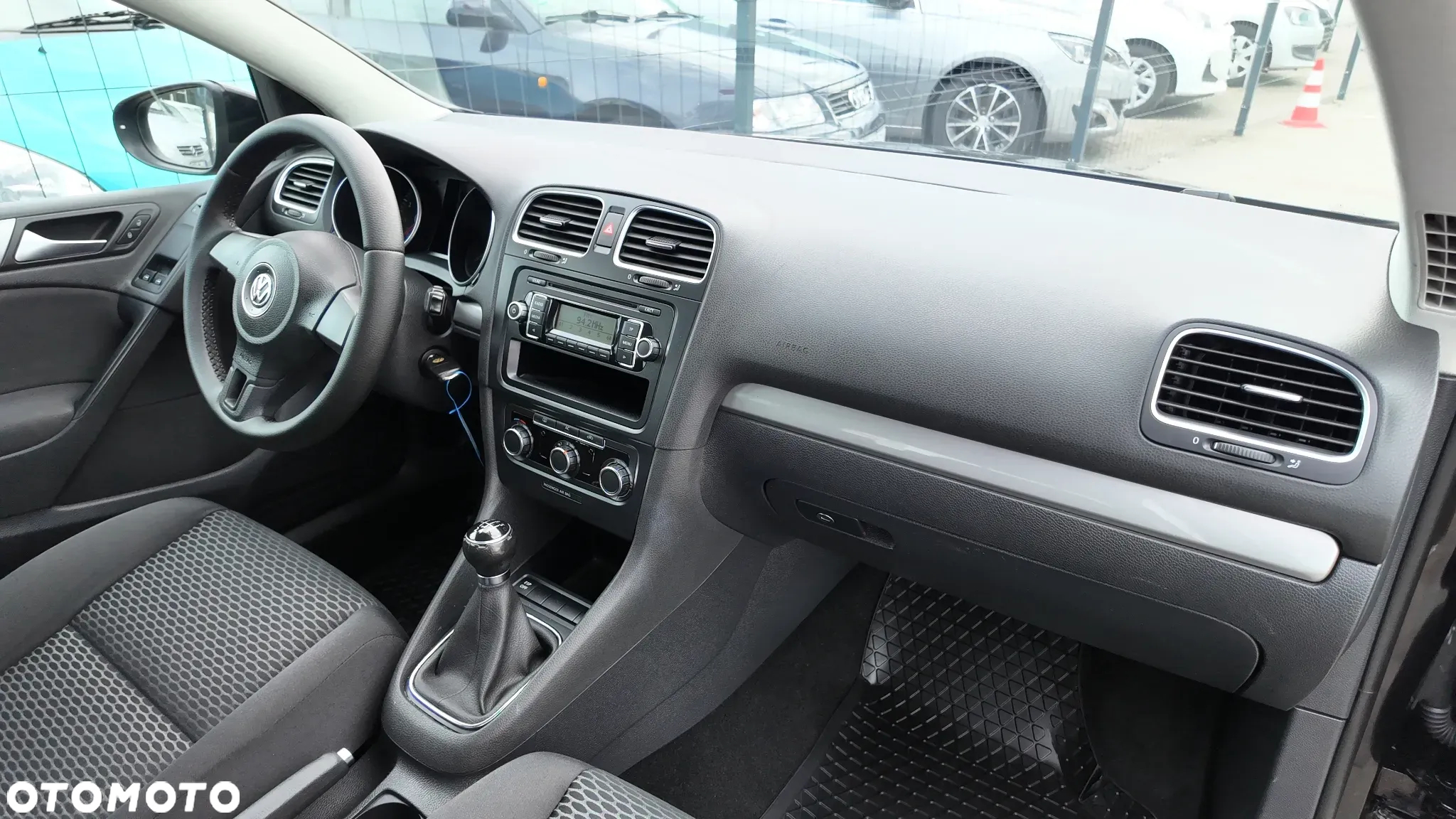 Volkswagen Golf 1.6 Edition - 27