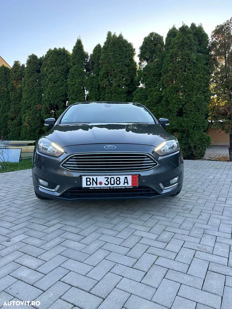 Ford Focus 2.0 TDCi DPF Start-Stopp-System Titanium - 3