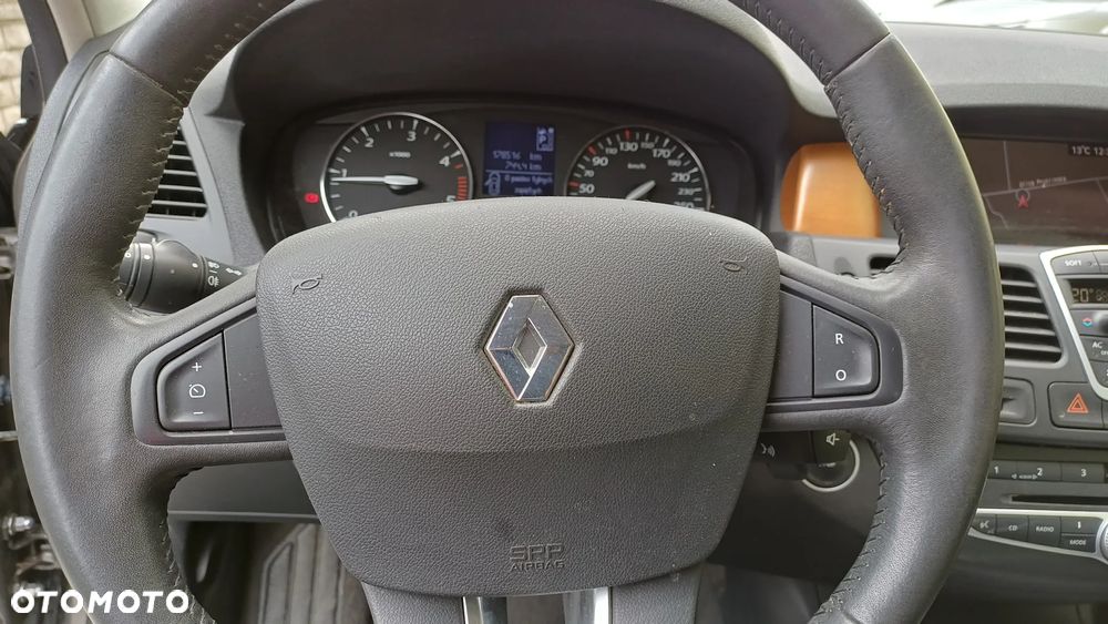 Renault Laguna 2.0 DCi FAP Initiale - 11