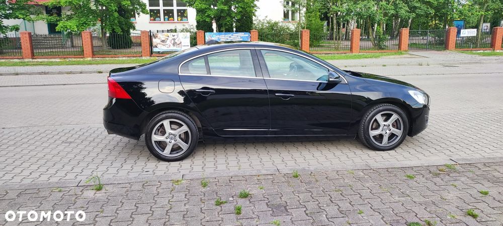 Volvo S60 T3 Summum - 10