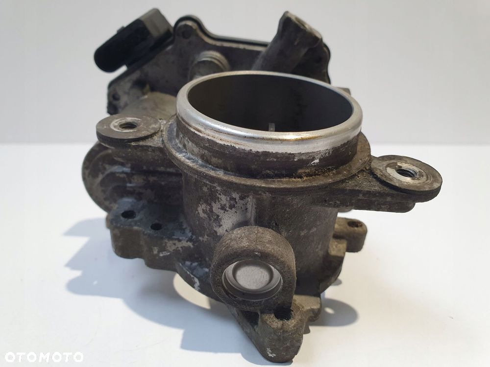 PRZEPUSTNICA Skoda Octavia III 1.6 TDI _ 04L128063P 04L128059K - 3