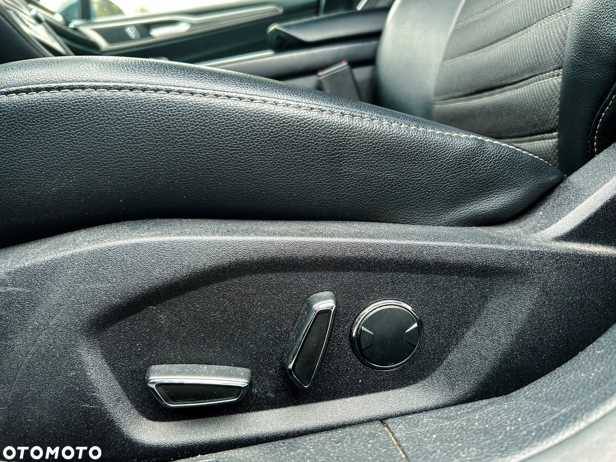 Ford Fusion - 18