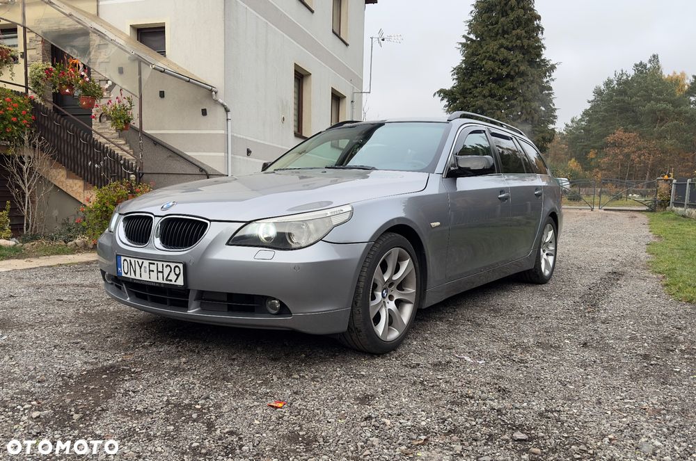 BMW Seria 5 530i Touring - 3