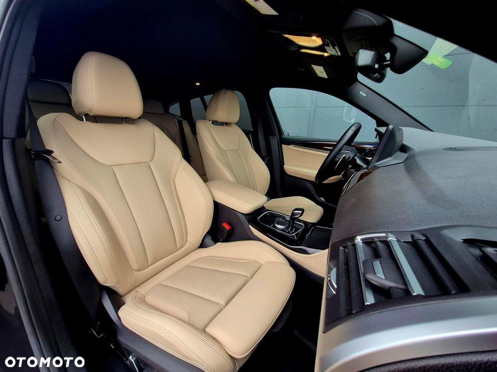 BMW X4 - 22