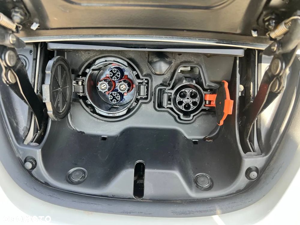 Nissan Leaf 24kWh Visia - 12