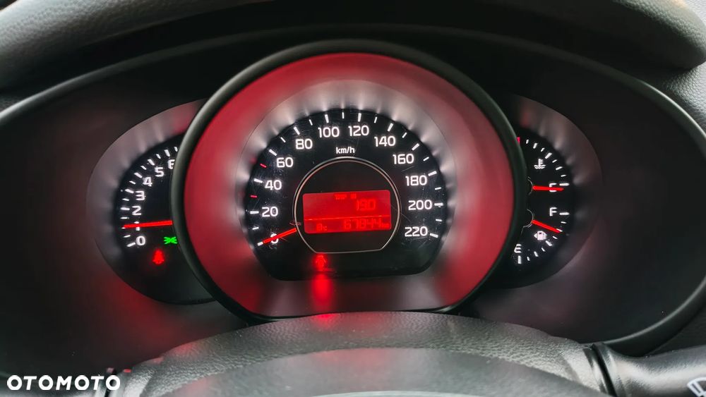 Kia Soul 1.6 GDI White&Red Edition - 25