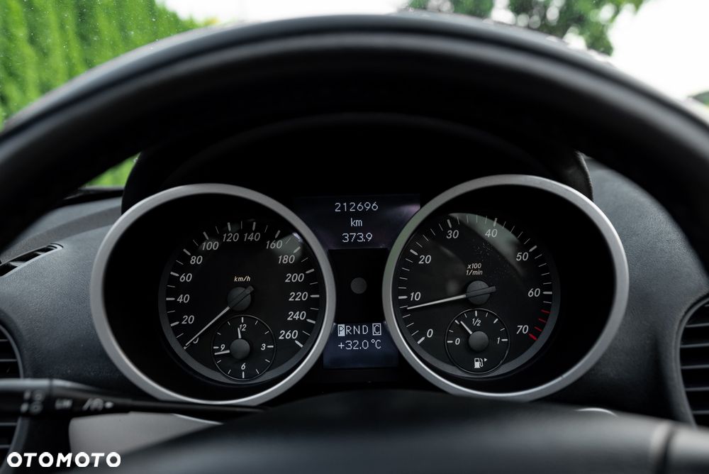 Mercedes-Benz SLK - 26