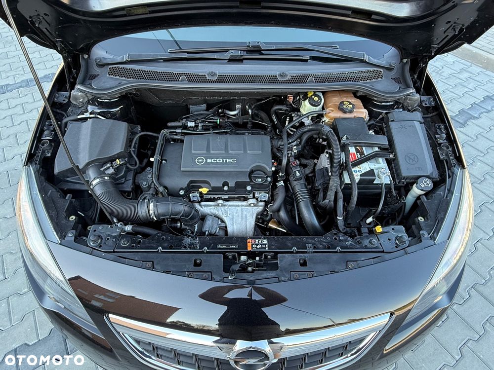 Opel Astra 1.4 T Sport - 35