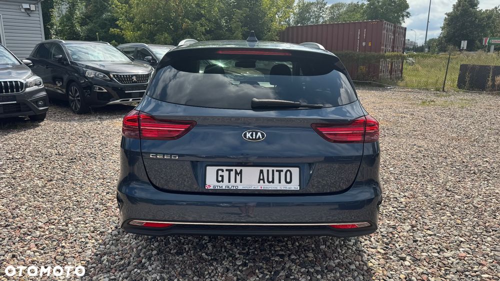 Kia Ceed 1.4 T-GDI DCT OPF Spirit - 13