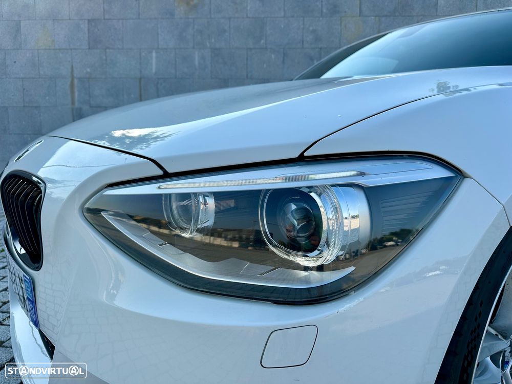 BMW 118 dA Pack M - 4