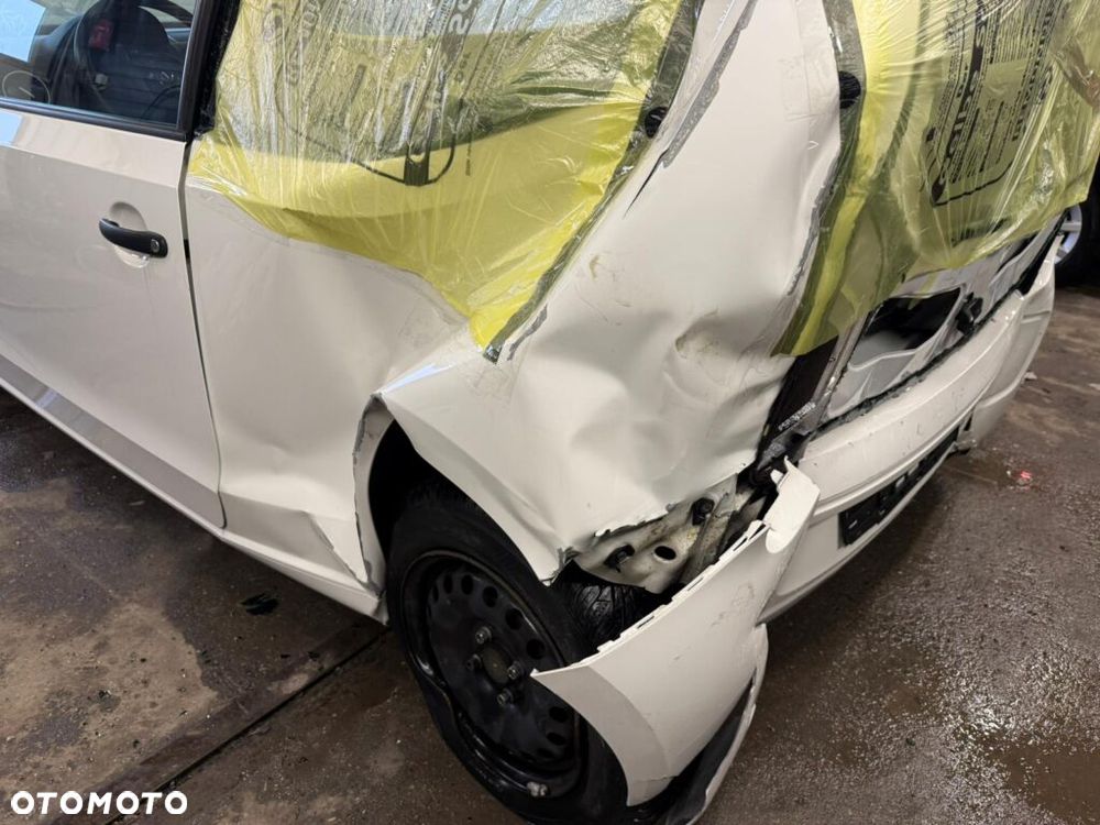 Volkswagen up! club - 20