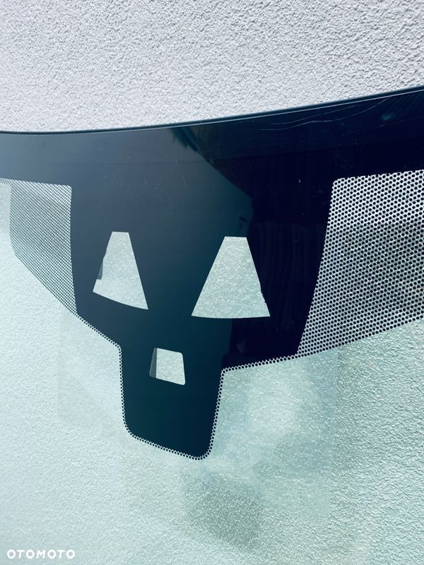 Szyba czołowa nowa JAGUAR XE 2014- KAMERA+SENSOR+GRZANIE - 2