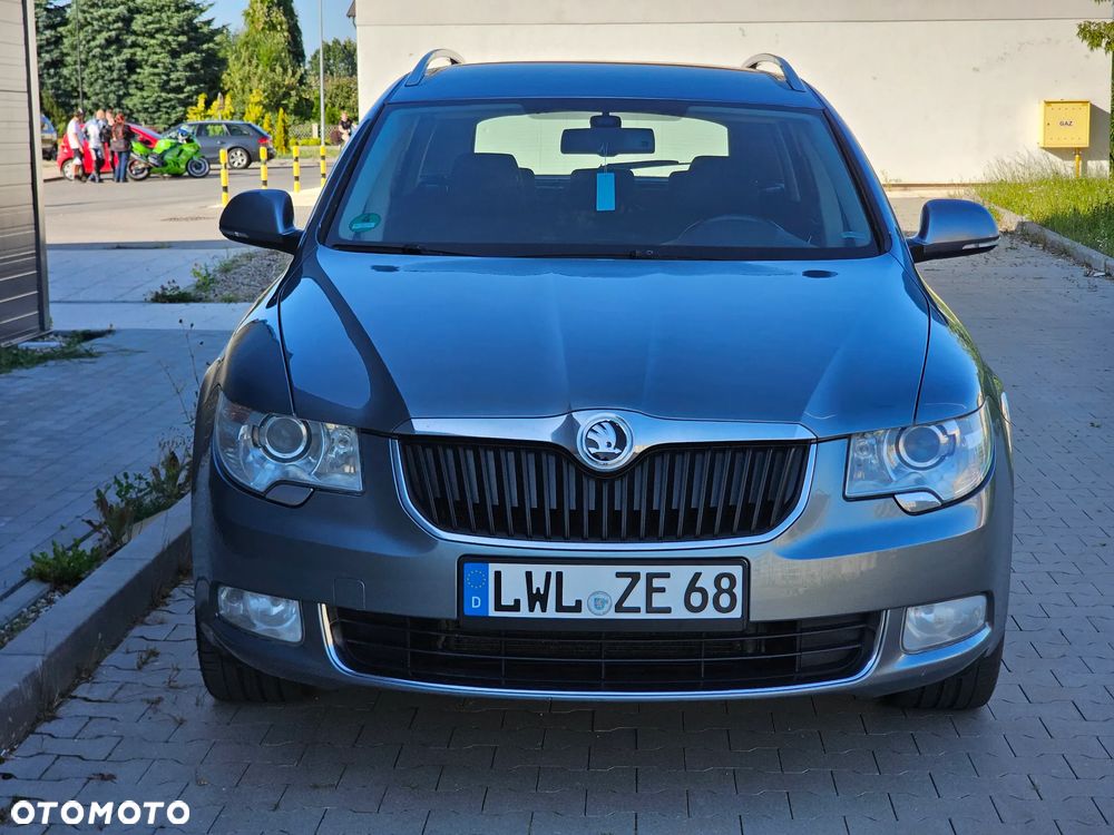 Skoda Superb 2.0 TDI Exclusive - 6
