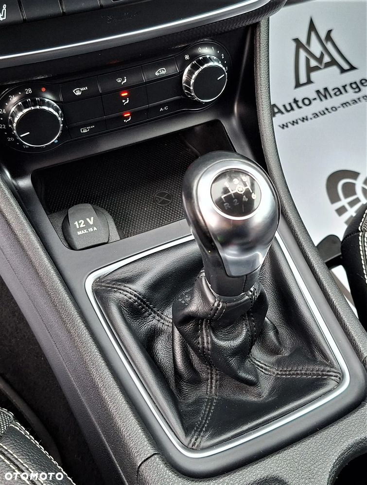 Mercedes-Benz Klasa A 180 (BlueEFFICIENCY) AMG Sport - 26