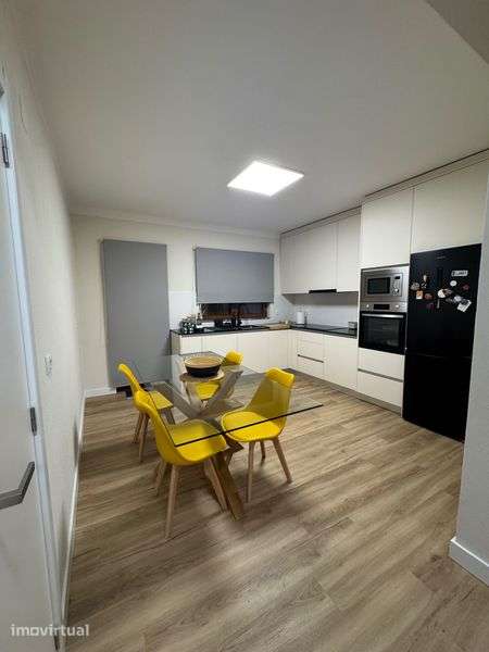 APARTAMENTO T3 totalmente renovado - Grande imagem: 4/12