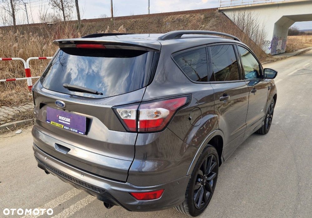 Ford Kuga 2.0 TDCi 4x4 ST-Line - 9