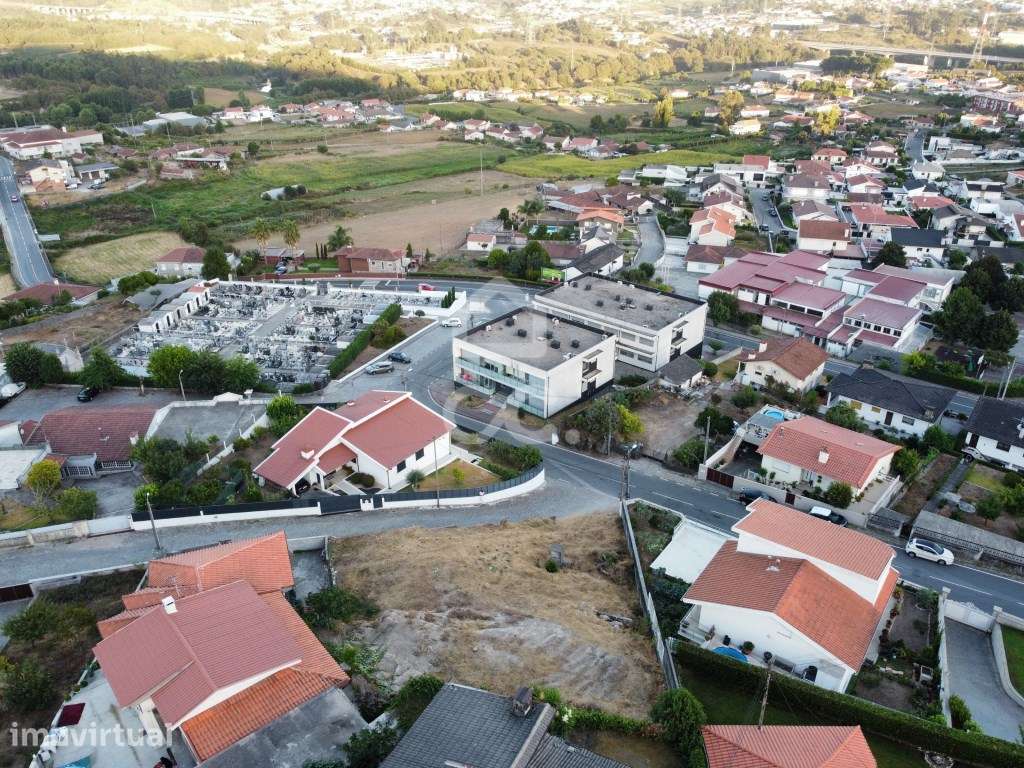 Terreno para Construção em Pedome - 696m² | Excelente Localização - Grande imagem: 3/35