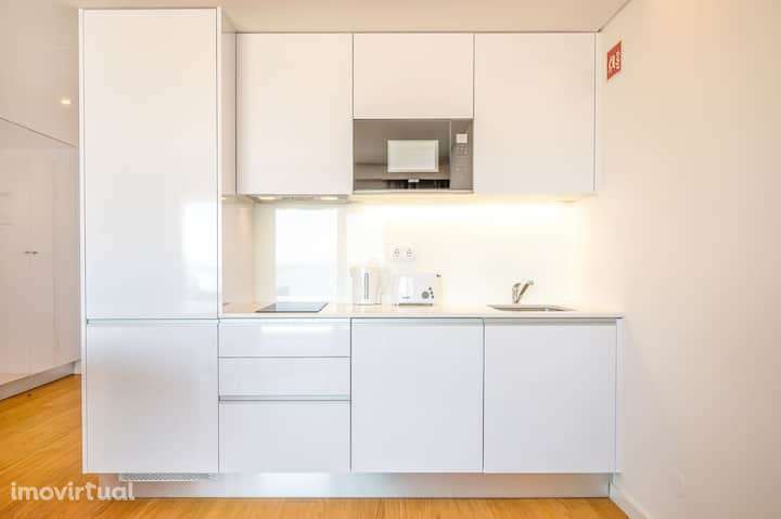 T0 Luxo em Empreendimento com Vista Mar Lugar de Garagem Arrecadação - Grande imagem: 2/10