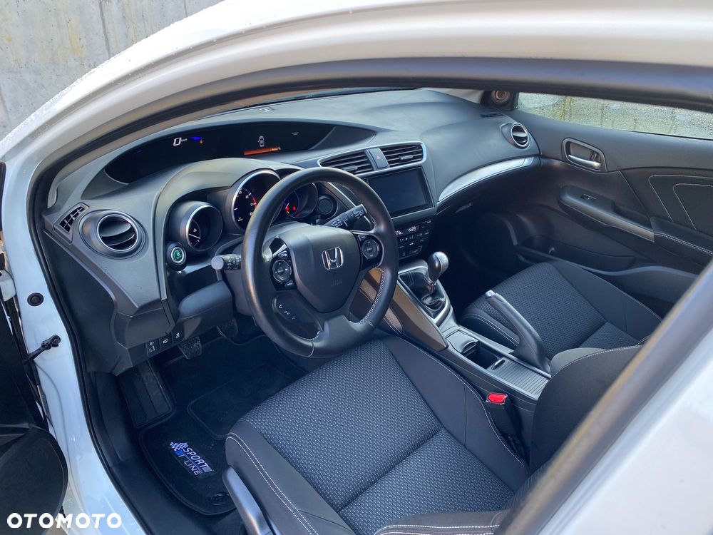 Honda Civic 1.4 i-VTEC Elegance - 9