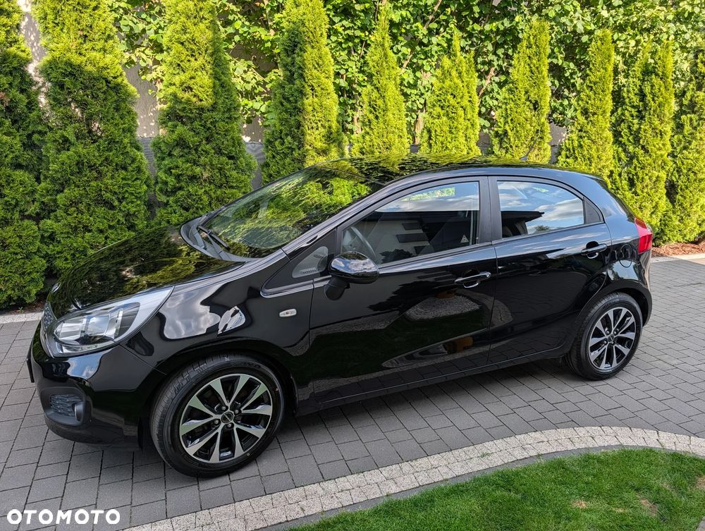Kia Rio - 8