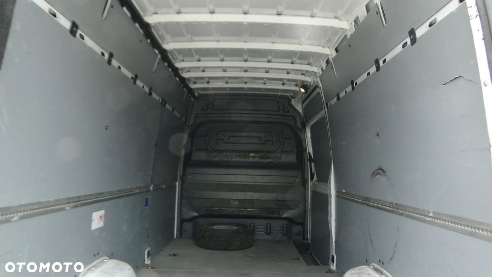 Mercedes-Benz SPRINTER - 10