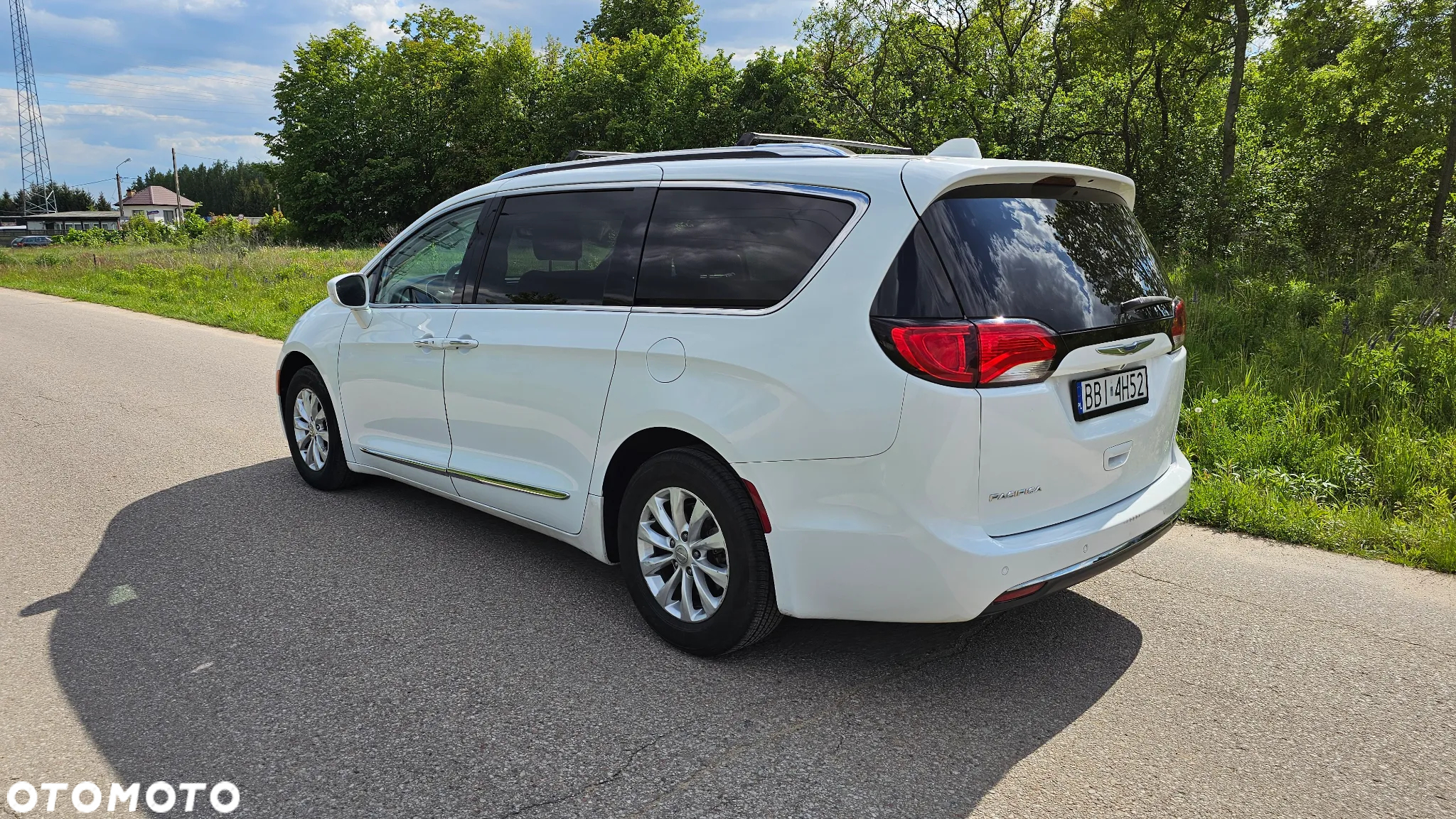 Chrysler Pacifica - 5