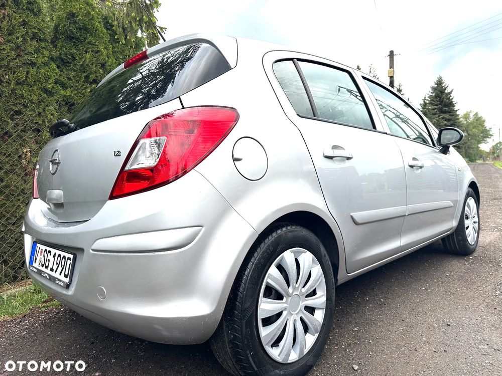 Opel Corsa 1.2 16V Innovation - 17