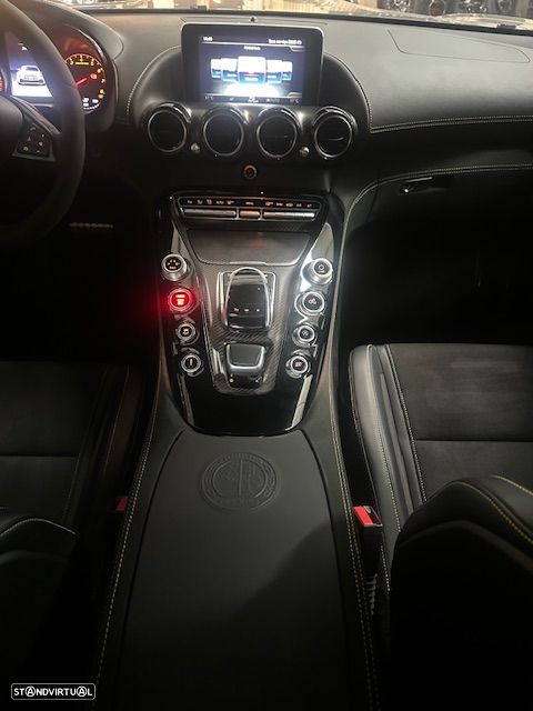 Mercedes-Benz AMG GT R - 29
