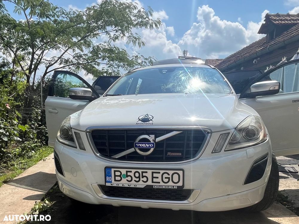 Volvo XC 60 D5AWD R-Design - 1