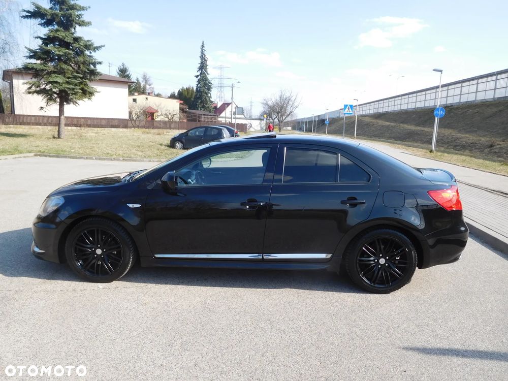 Suzuki Kizashi 2.4 Sport 4WD CVT - 17