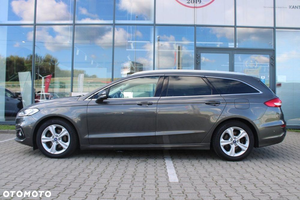 Ford Mondeo - 8