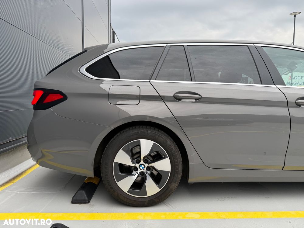 BMW Seria 5 520d AT MHEV - 24