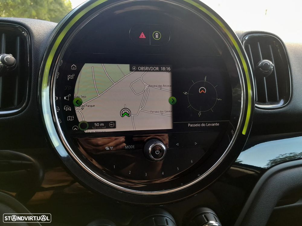 MINI Countryman Cooper SE ALL4 Auto - 12