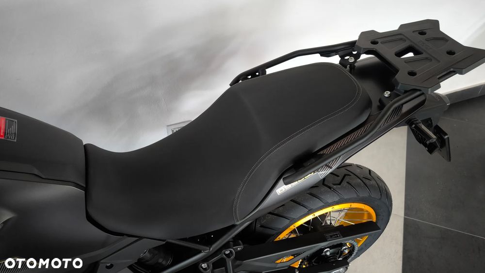 VOGE 900DSX - 19