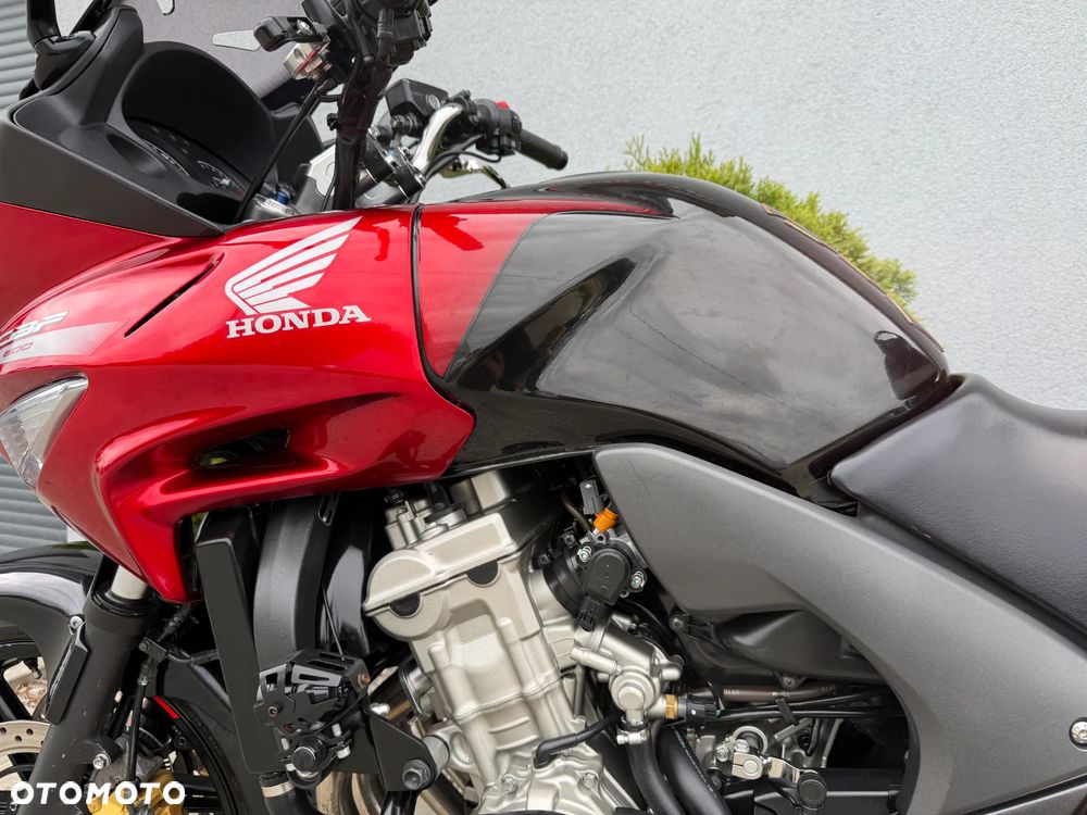 Honda CBF - 34