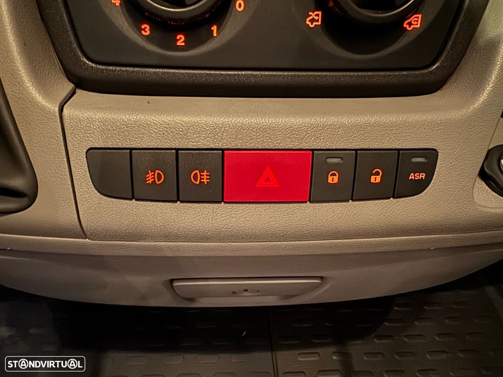 Hymer Classe B CL 654 3.0JTD - 21