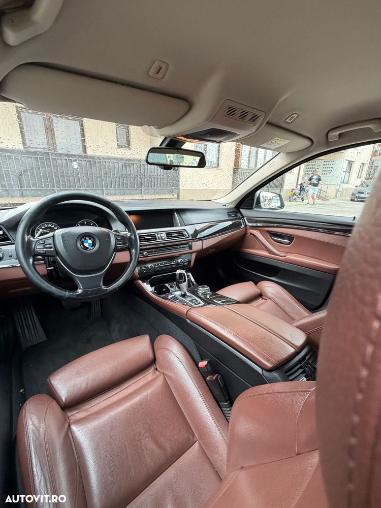 BMW Seria 5 520d xDrive AT - 7