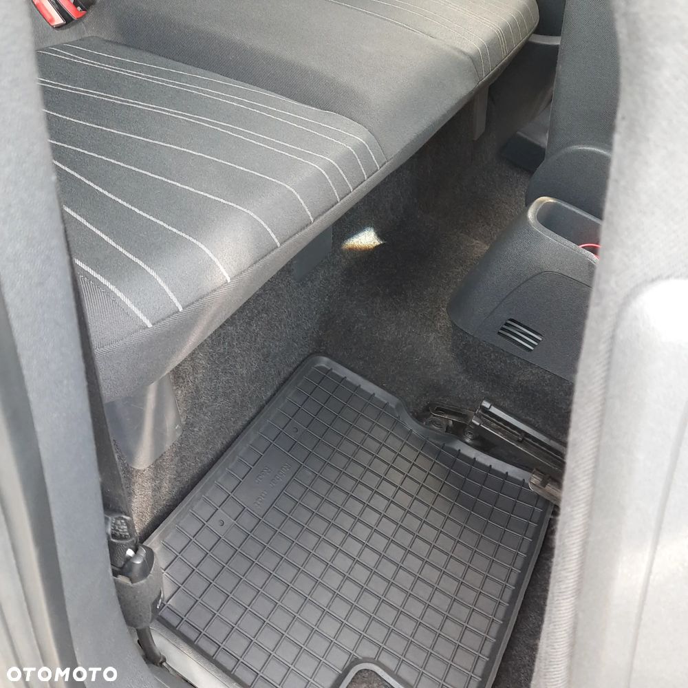 Opel Corsa ver-1-3-cdti-cosmo - 12