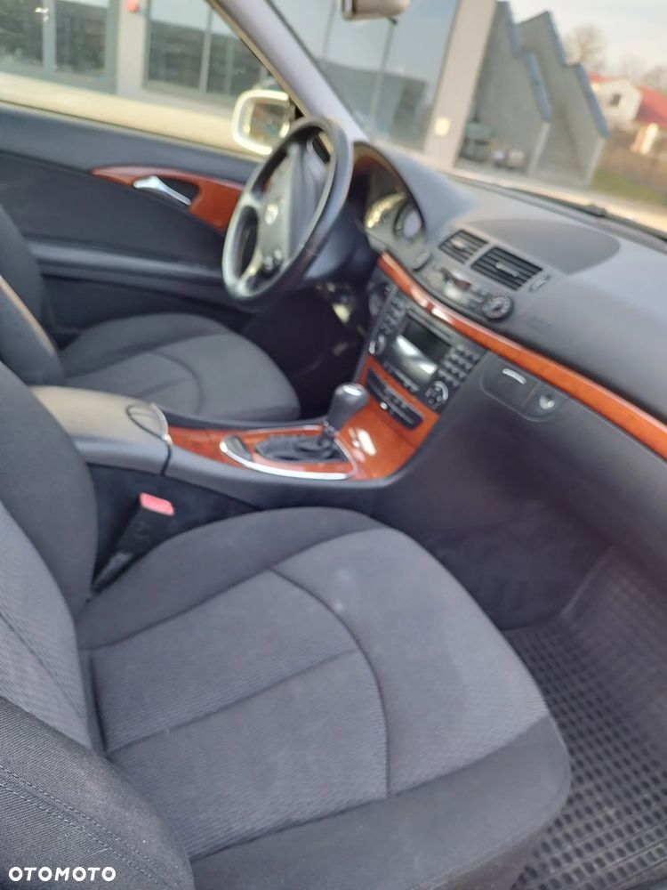 Mercedes-Benz Klasa E 220 CDI Automatik Classic - 15